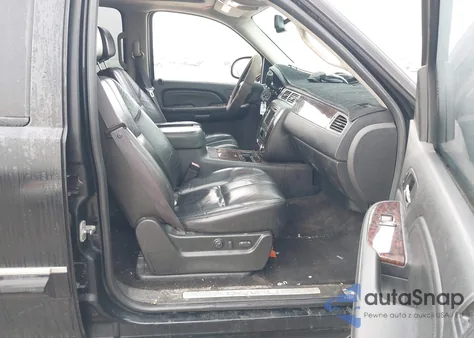 2008 GMC Yukon Denali z USA, uszkodzony, nr VIN 1GKFK63868J176960